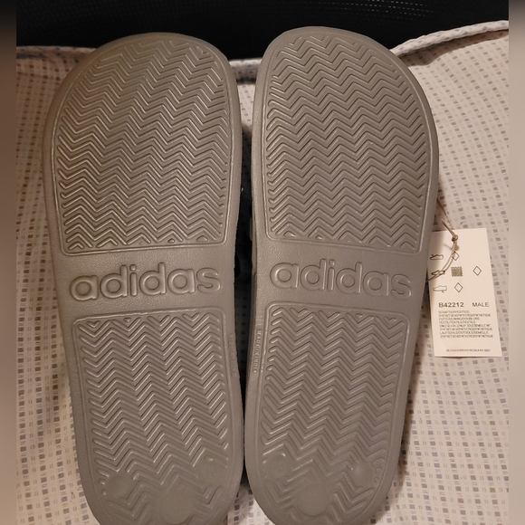 ❌SOLD❌ Adidas Men's Adilette Shower Slide Size 10 - Picture 5 of 8
